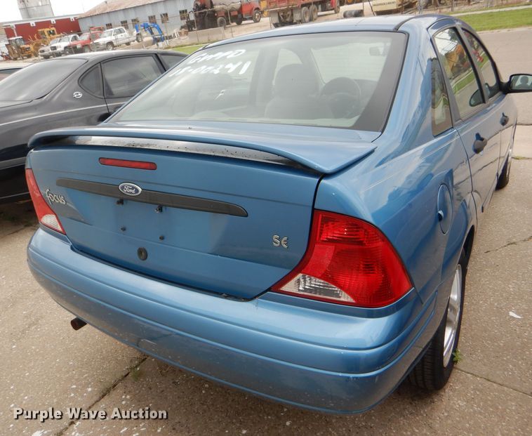 image for item DG4889 2001 Ford Focus SE