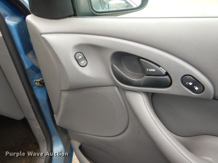 image for item DG4889 2001 Ford Focus SE