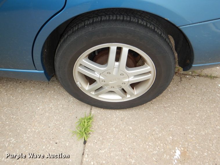 image for item DG4889 2001 Ford Focus SE