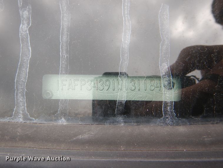 image for item DG4889 2001 Ford Focus SE