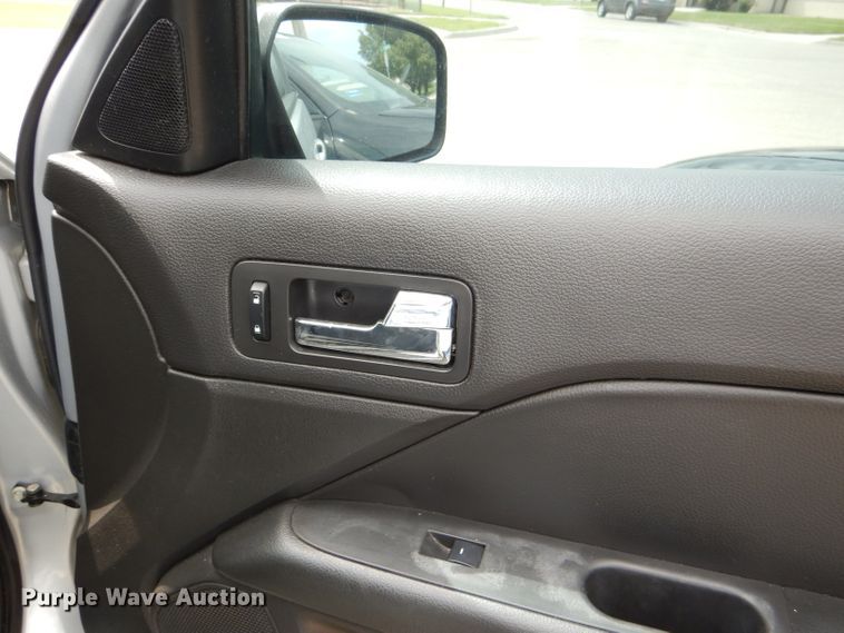 image for item DG4890 2006 Ford Fusion