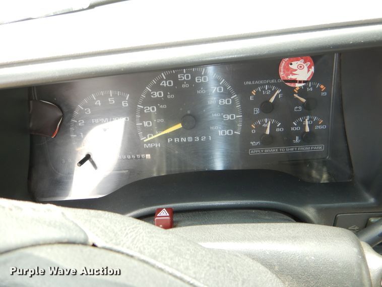 image for item DG4892 1997 Chevrolet Suburban 1500 LT SUV