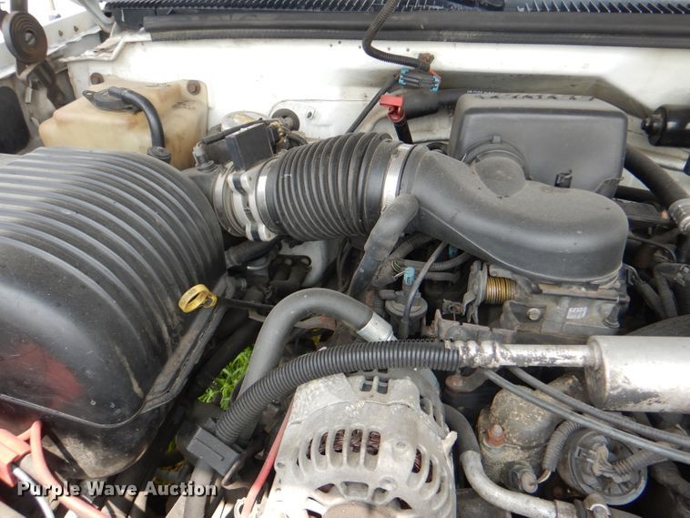 image for item DG4892 1997 Chevrolet Suburban 1500 LT SUV