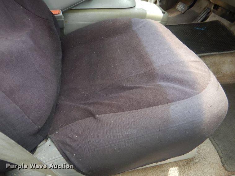 image for item DG4892 1997 Chevrolet Suburban 1500 LT SUV