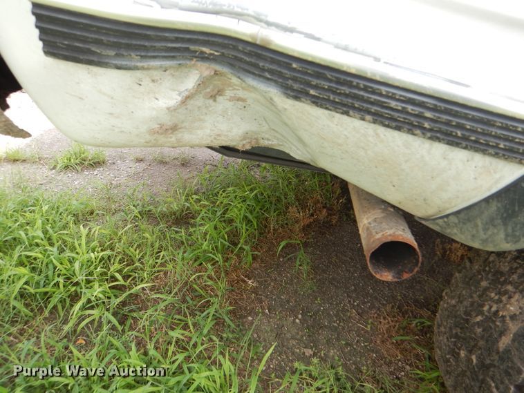 image for item DG4892 1997 Chevrolet Suburban 1500 LT SUV