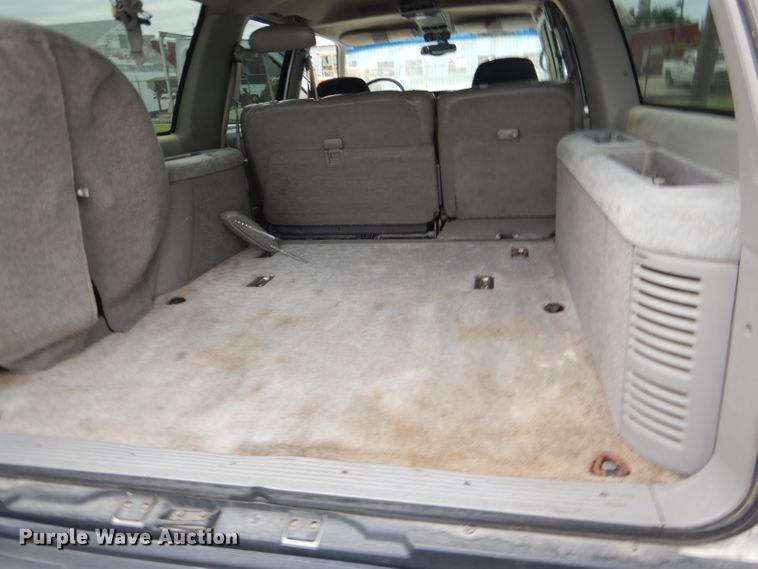 image for item DG4892 1997 Chevrolet Suburban 1500 LT SUV