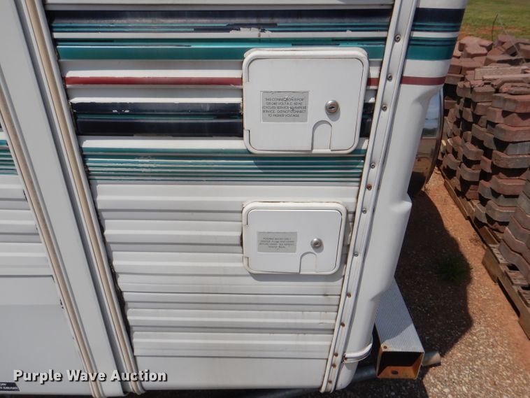 image for item DG4893 1994 Jayco 3450 J Series camper