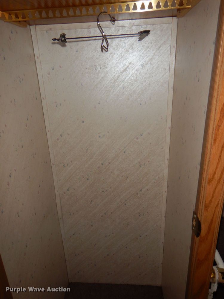 image for item DG4893 1994 Jayco 3450 J Series camper