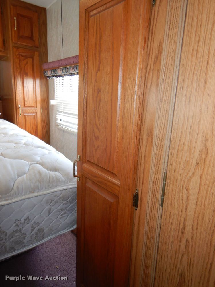 image for item DG4893 1994 Jayco 3450 J Series camper