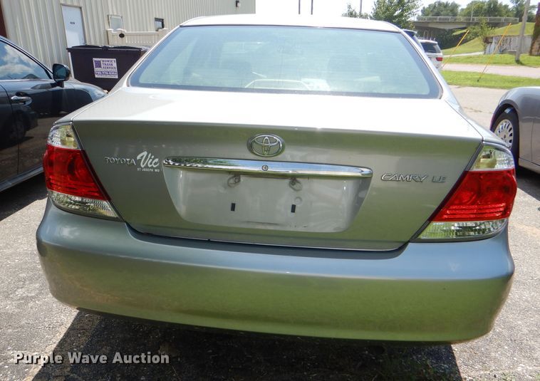 image for item DG4896 2005 Toyota Camry LE