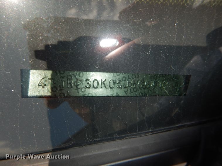 image for item DG4896 2005 Toyota Camry LE