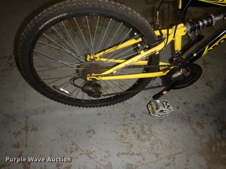 image for item FN9057 (2) bicycles