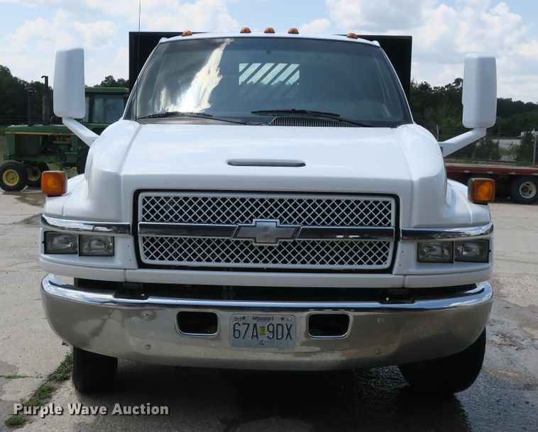 image for item DB10246 2006 Chevrolet C4500 flatbed truck
