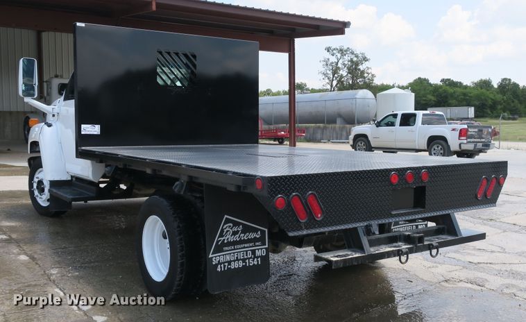 image for item DB10246 2006 Chevrolet C4500 flatbed truck