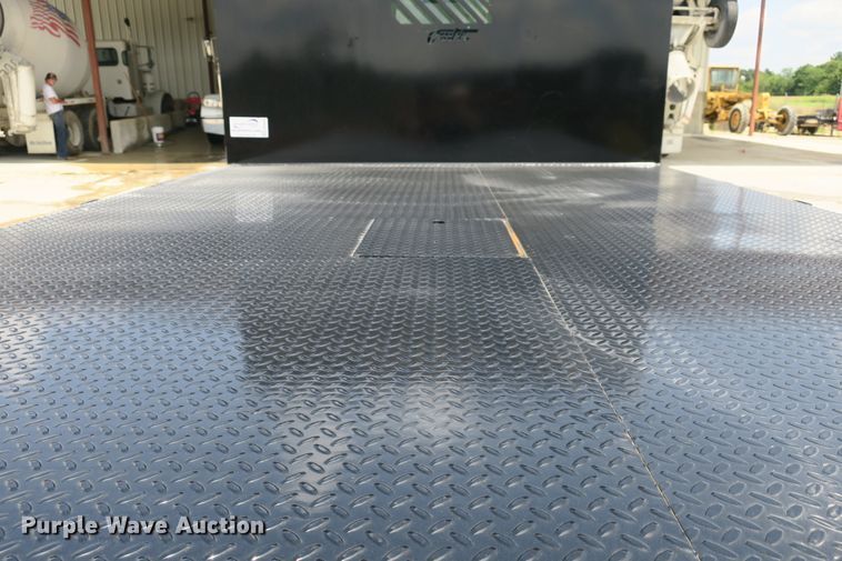 image for item DB10246 2006 Chevrolet C4500 flatbed truck