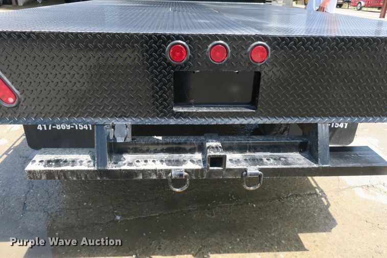 image for item DB10246 2006 Chevrolet C4500 flatbed truck