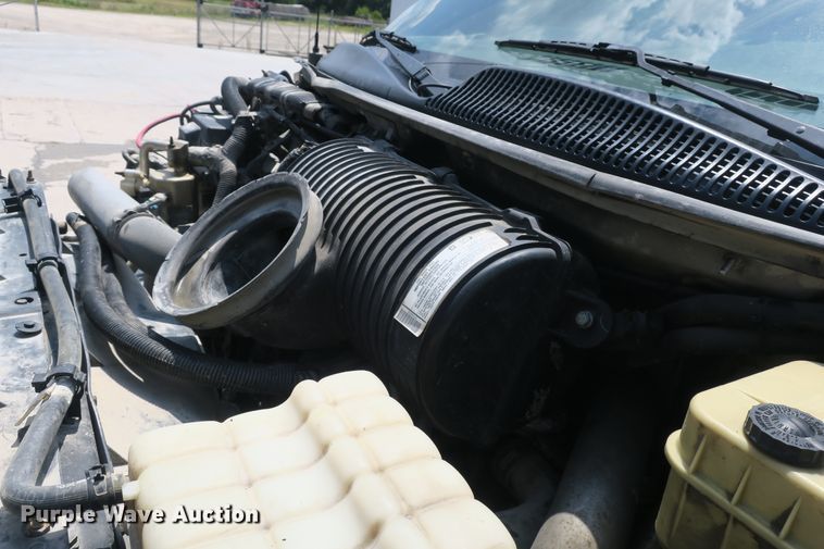 image for item DB10246 2006 Chevrolet C4500 flatbed truck