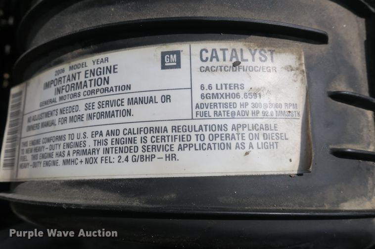 image for item DB10246 2006 Chevrolet C4500 flatbed truck