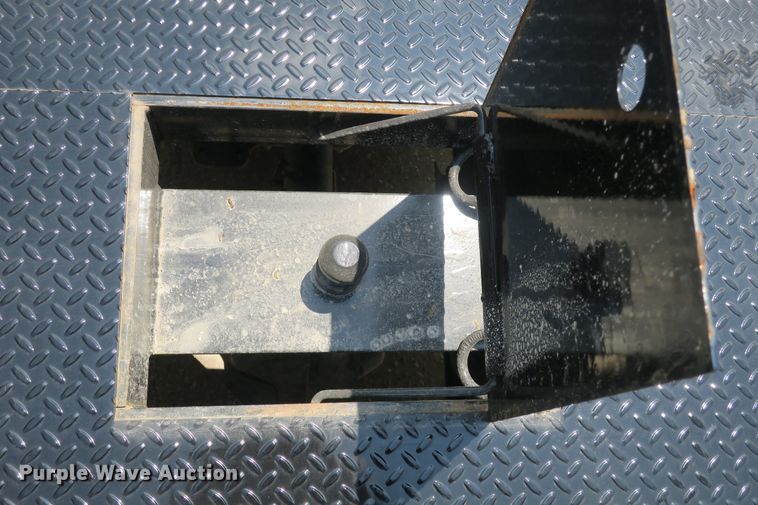 image for item DB10246 2006 Chevrolet C4500 flatbed truck