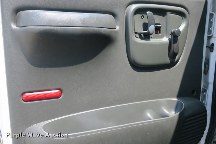 image for item DB10246 2006 Chevrolet C4500 flatbed truck