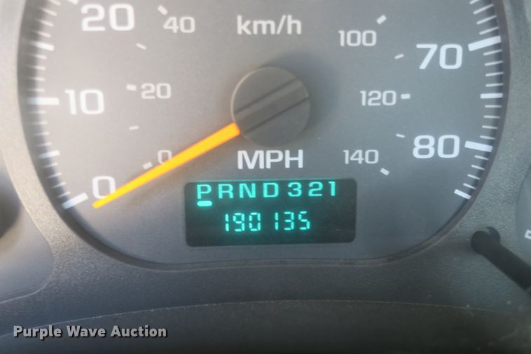 image for item DB10246 2006 Chevrolet C4500 flatbed truck