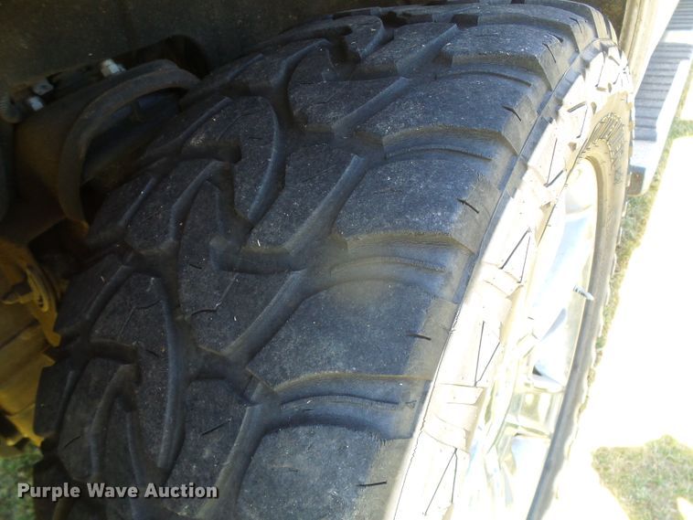 image for item DC5056 2014 Chevrolet Silverado 1500 High Country Crew Cab pickup truck