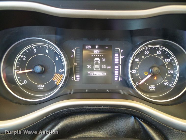 image for item DC5057 2014 Jeep Cherokee Sport SUV