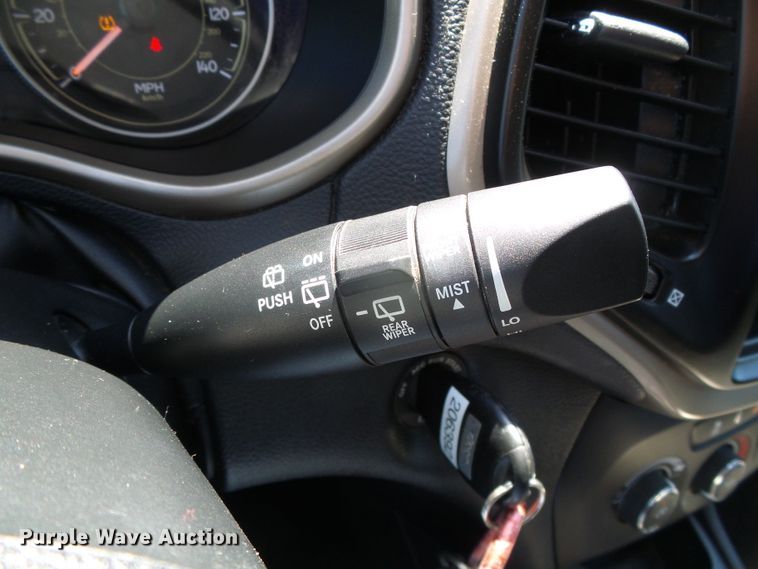 image for item DC5057 2014 Jeep Cherokee Sport SUV