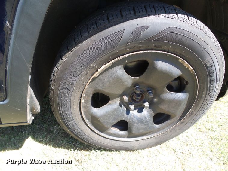 image for item DC5057 2014 Jeep Cherokee Sport SUV