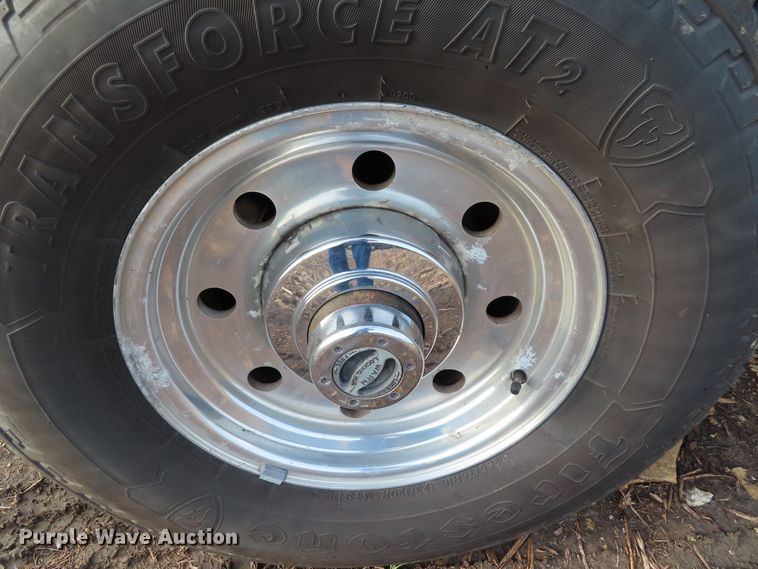 image for item DD6396 1997 Ford F350 flatbed pickup truck