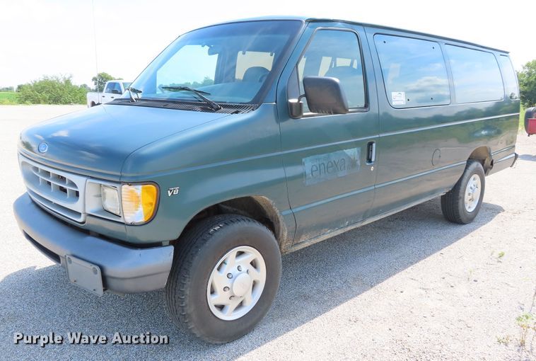 image for item DD6401 1997 Ford Club Wagon van