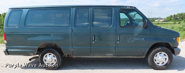 image for item DD6401 1997 Ford Club Wagon van