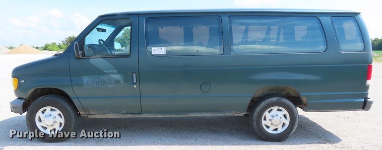 image for item DD6401 1997 Ford Club Wagon van