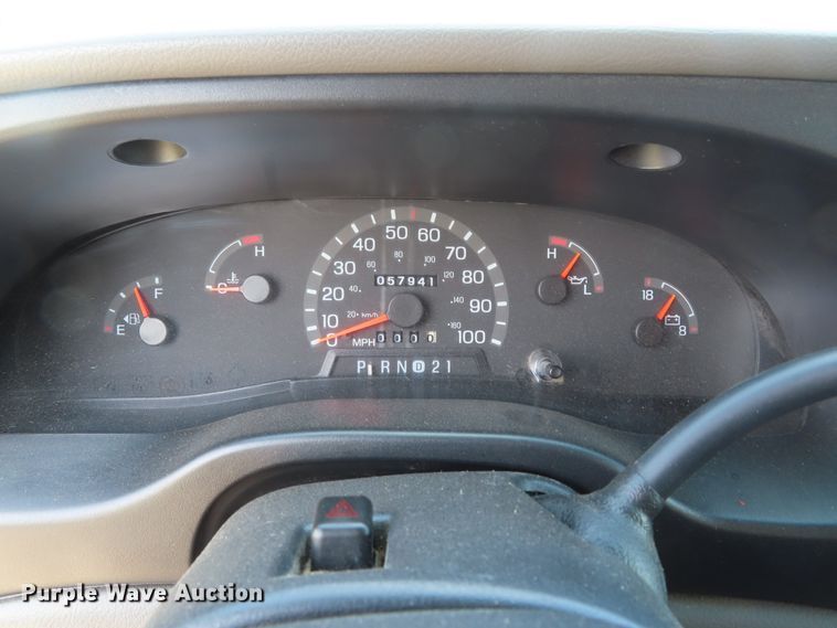 image for item DD6401 1997 Ford Club Wagon van