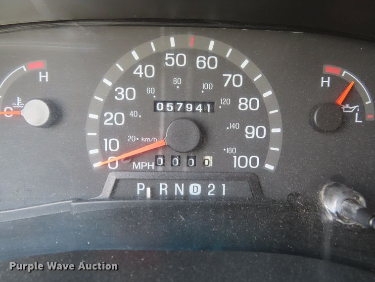 image for item DD6401 1997 Ford Club Wagon van