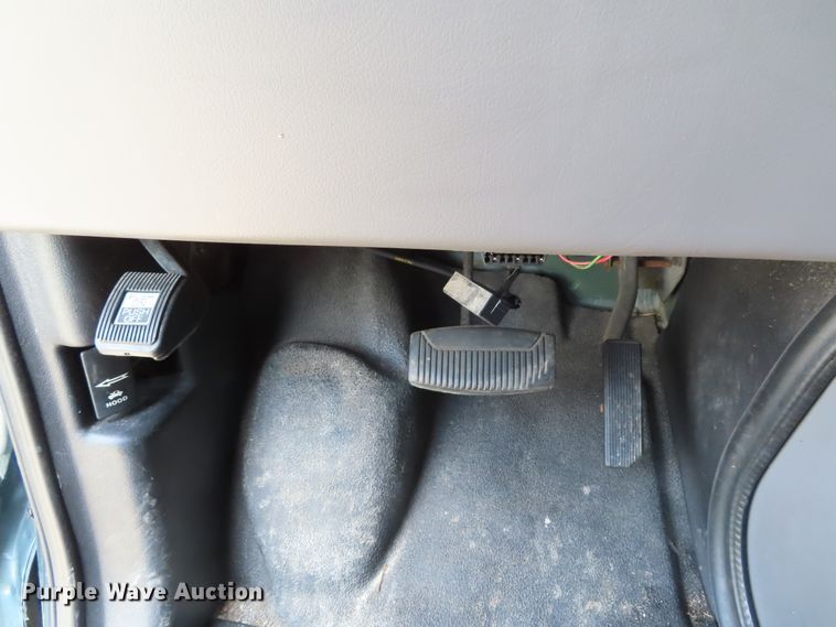 image for item DD6401 1997 Ford Club Wagon van