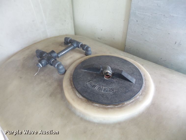 image for item DE2360 1995 GMC P3500 pressure washer truck