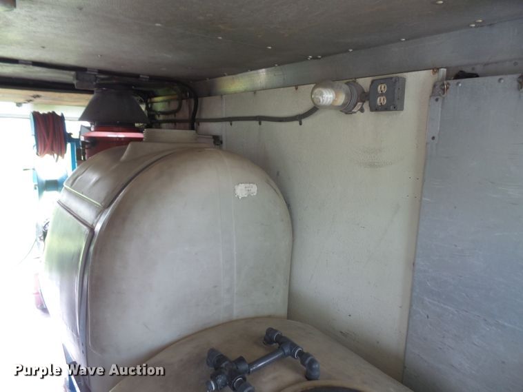 image for item DE2360 1995 GMC P3500 pressure washer truck