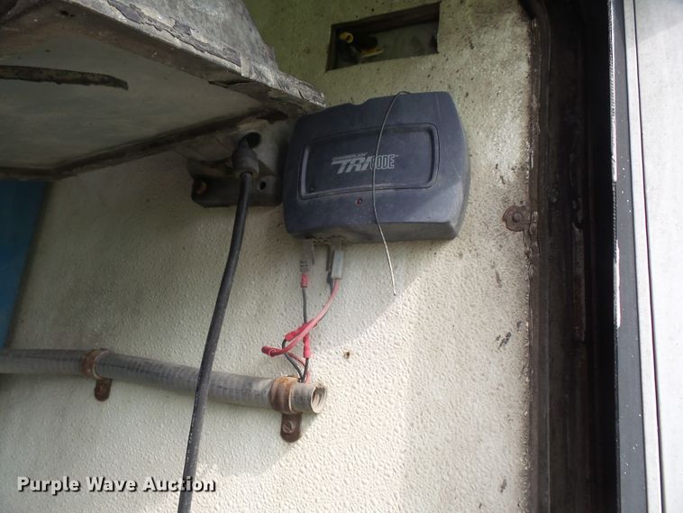 image for item DE2360 1995 GMC P3500 pressure washer truck