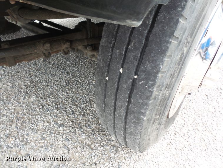 image for item DE2360 1995 GMC P3500 pressure washer truck