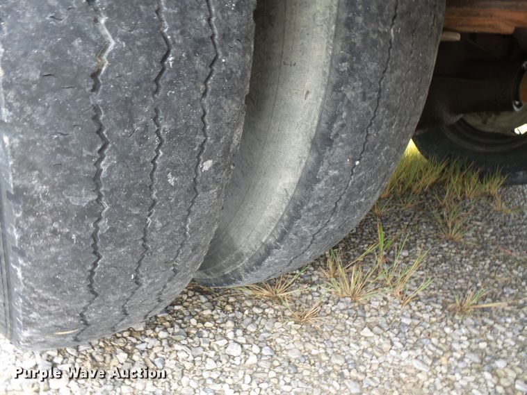 image for item DE2360 1995 GMC P3500 pressure washer truck