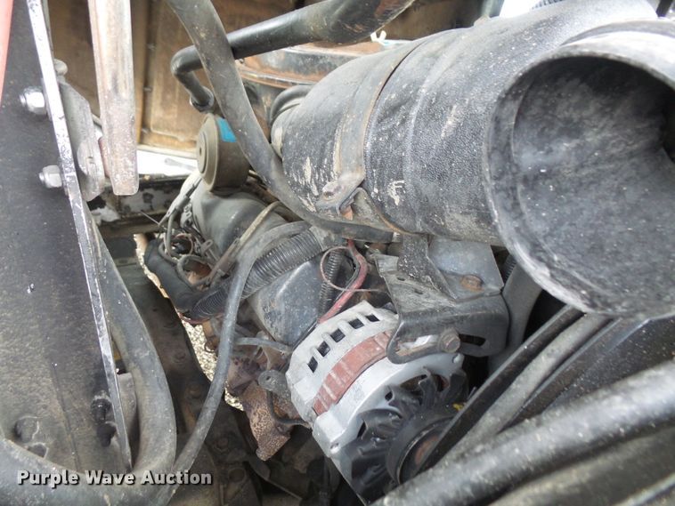 image for item DE2361 1991 Chevrolet P30 pressure washer truck