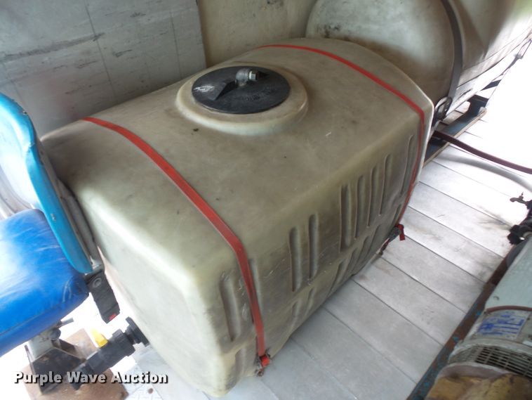 image for item DE2361 1991 Chevrolet P30 pressure washer truck