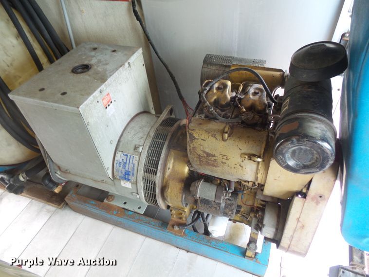 image for item DE2361 1991 Chevrolet P30 pressure washer truck