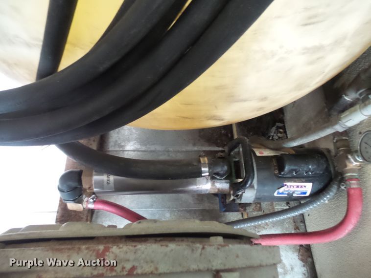 image for item DE2361 1991 Chevrolet P30 pressure washer truck