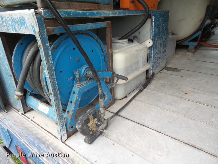 image for item DE2361 1991 Chevrolet P30 pressure washer truck