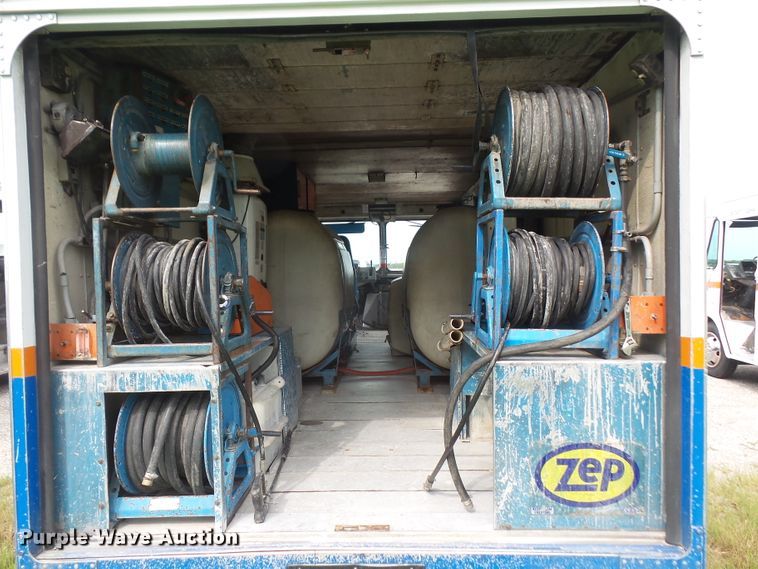 image for item DE2361 1991 Chevrolet P30 pressure washer truck