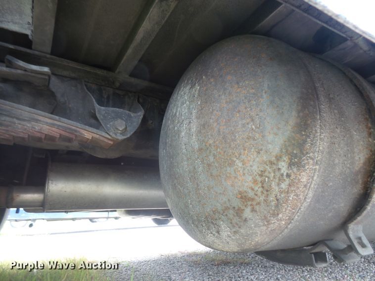 image for item DE2361 1991 Chevrolet P30 pressure washer truck