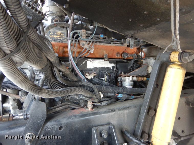 image for item DE2362 2000 Freightliner MT45 pressure washer truck