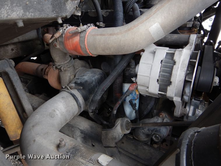 image for item DE2362 2000 Freightliner MT45 pressure washer truck